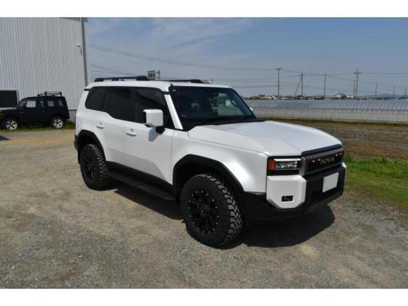 TOYOTA LAND CRUISER 250
