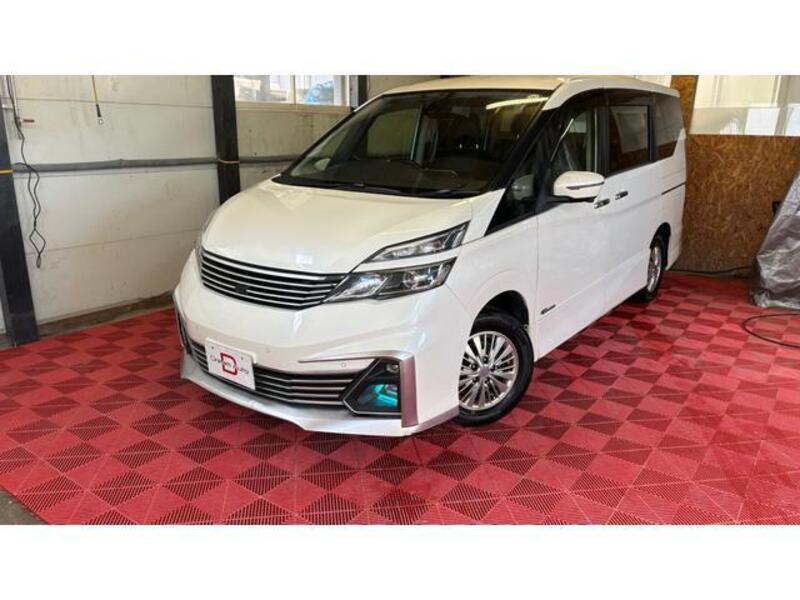 NISSAN SERENA