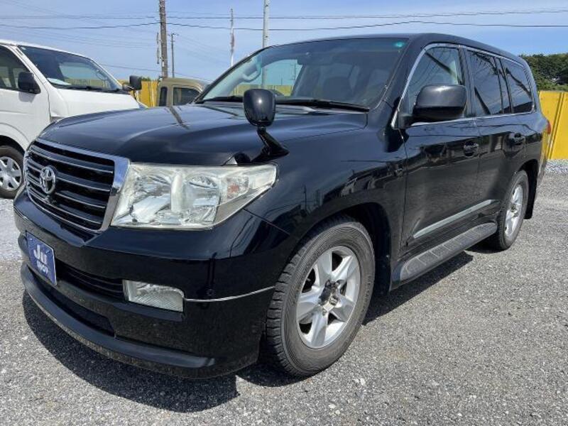 TOYOTA LAND CRUISER