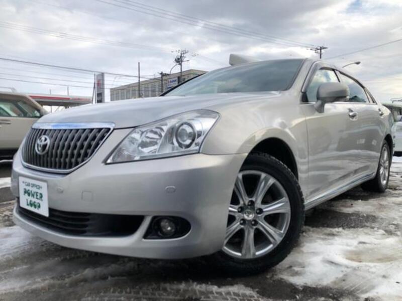 TOYOTA CROWN MAJESTA