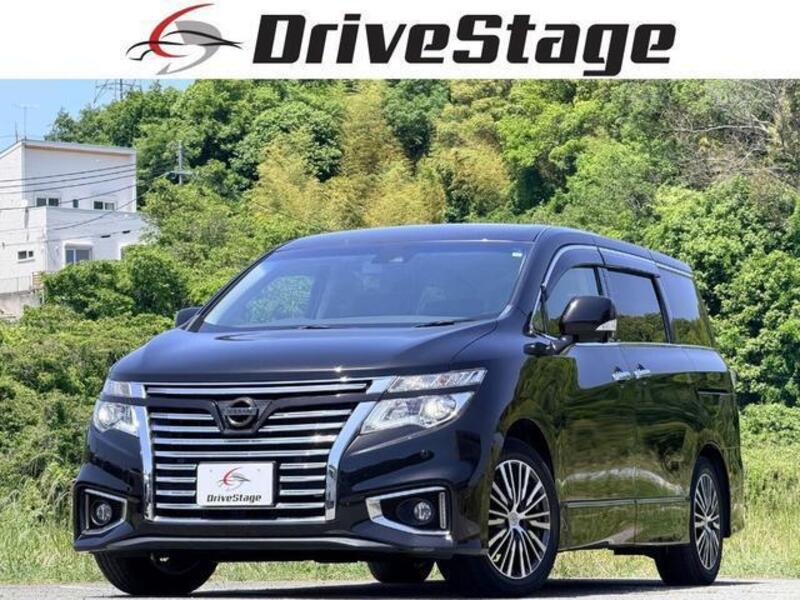 NISSAN ELGRAND