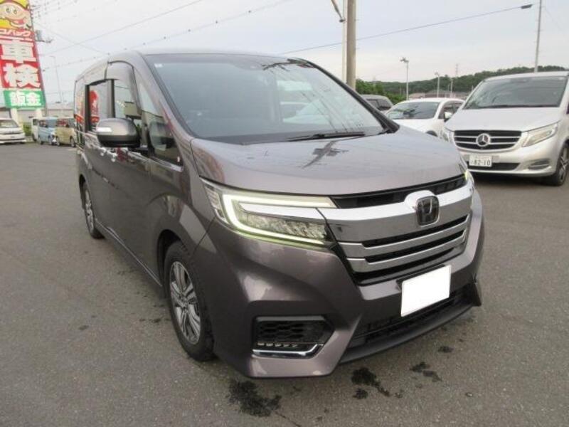 HONDA STEPWAGON SPADA