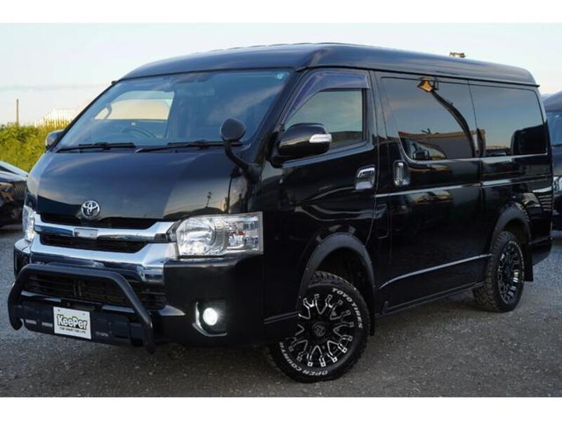 TOYOTA HIACE WAGON