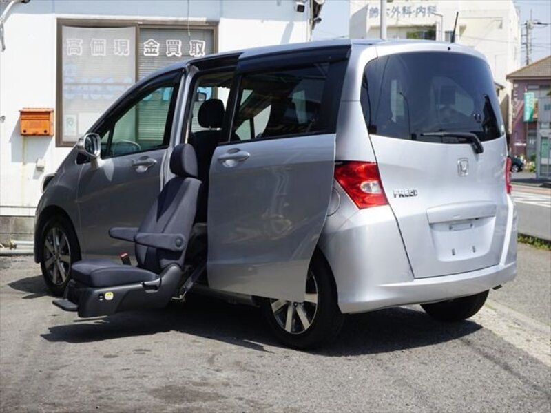 HONDA FREED