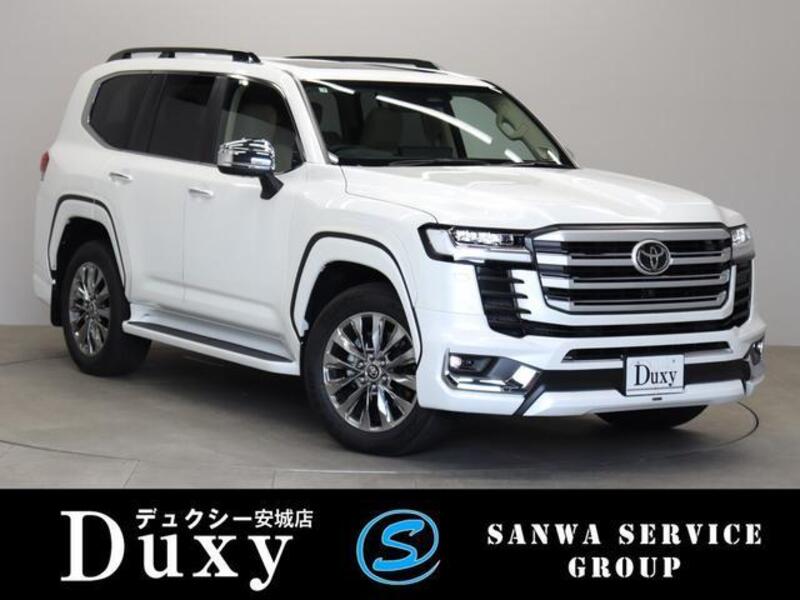 TOYOTA LAND CRUISER