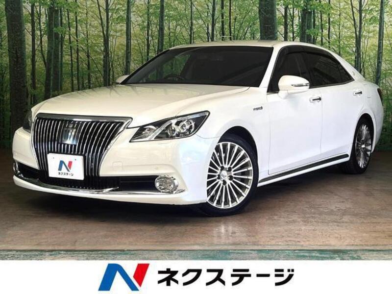 TOYOTA CROWN MAJESTA