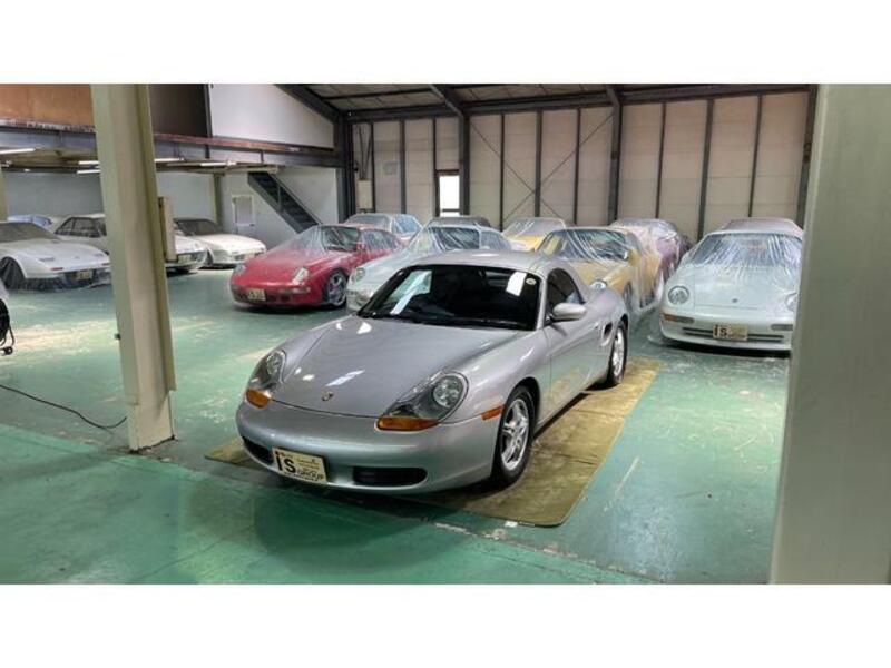 PORSCHE BOXSTER