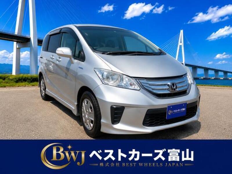 HONDA FREED HYBRID
