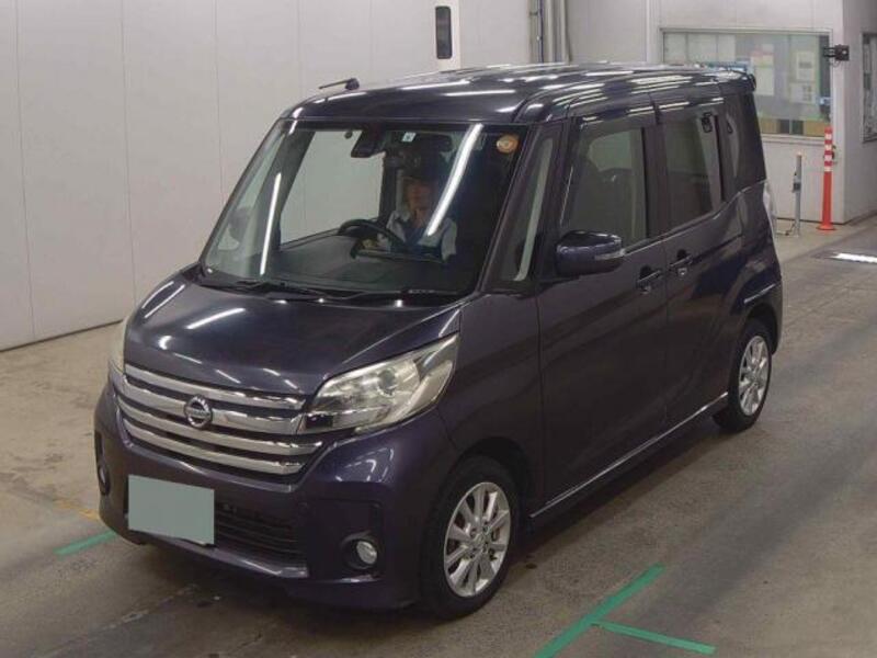 NISSAN DAYZ ROOX