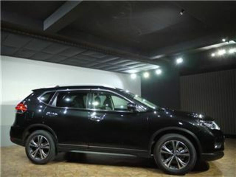 X-TRAIL-8