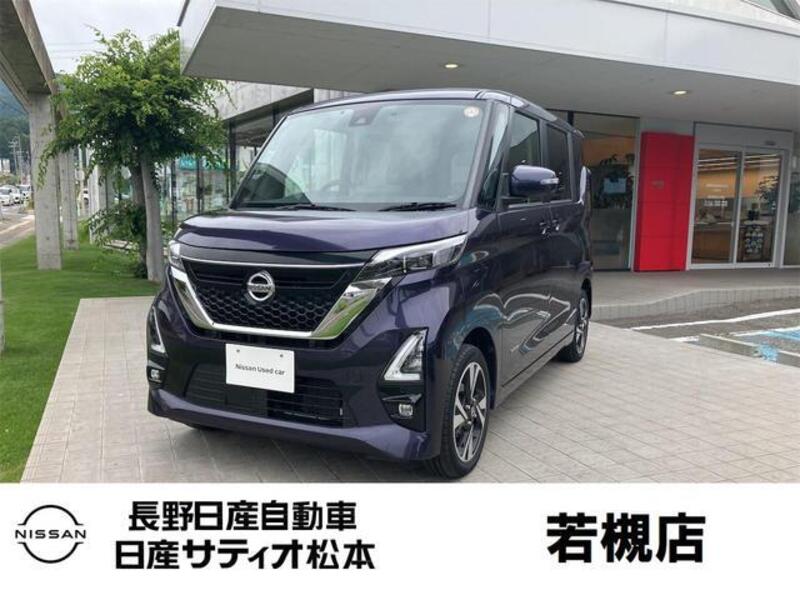 NISSAN ROOX