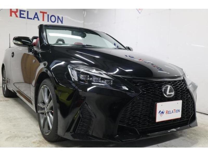 LEXUS IS