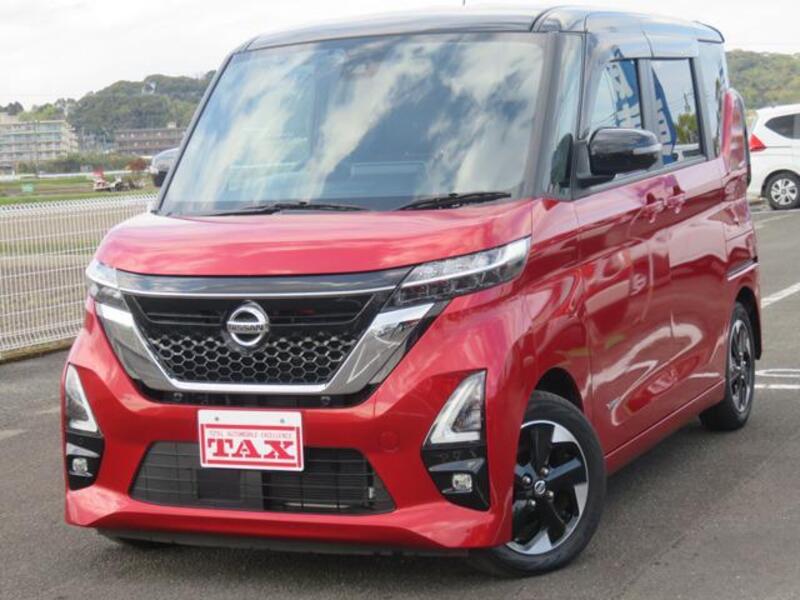 NISSAN ROOX