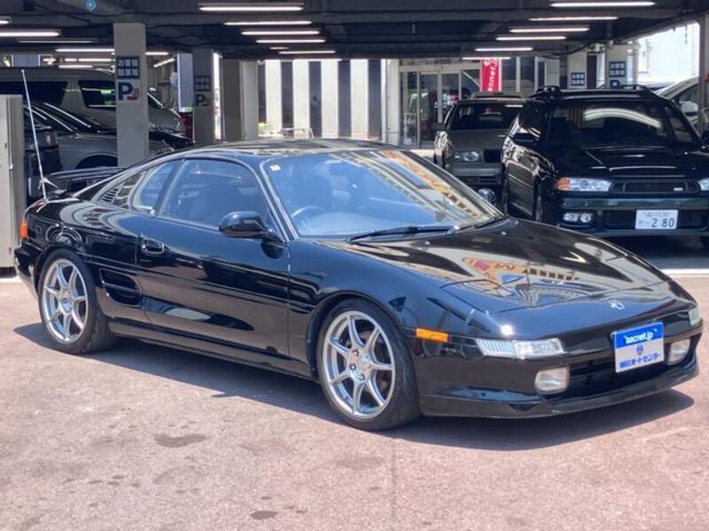 TOYOTA MR2