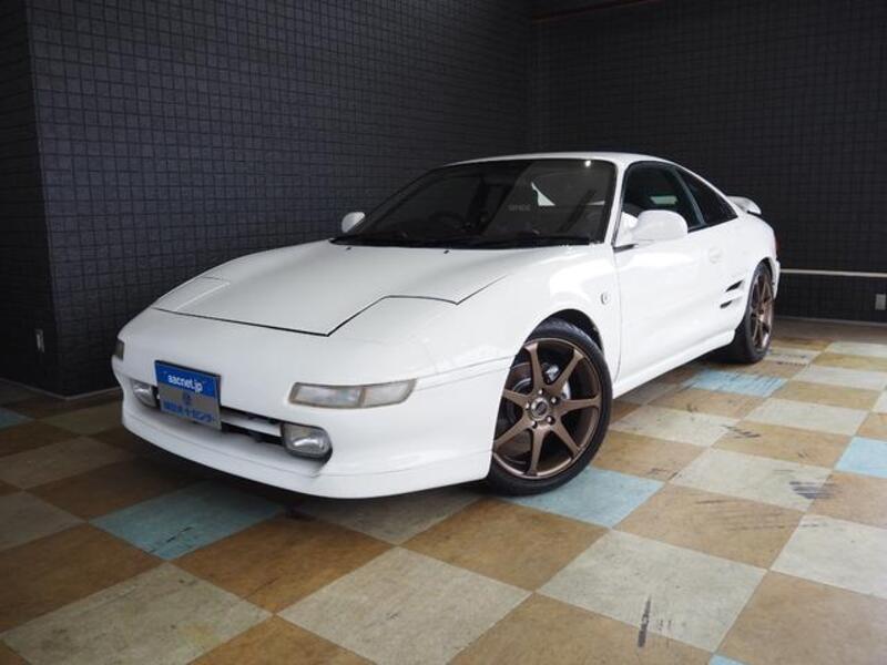 TOYOTA MR2