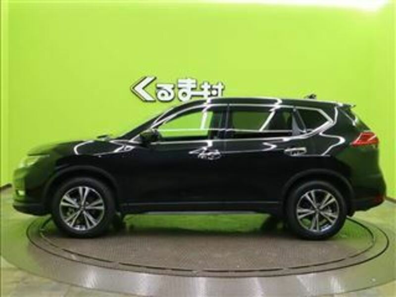 X-TRAIL-44