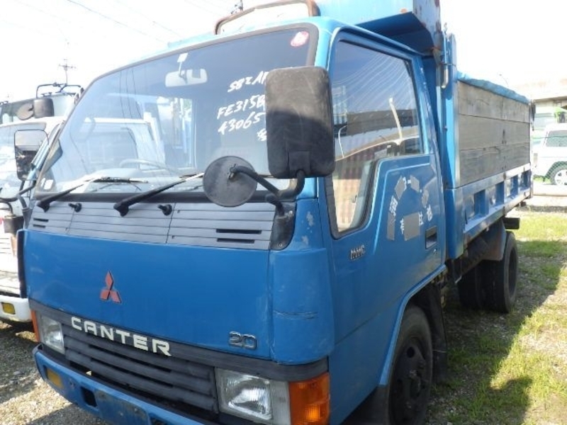 MITSUBISHI CANTER