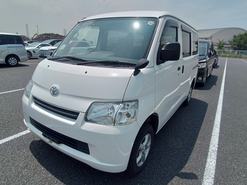 TOYOTA Liteace Van