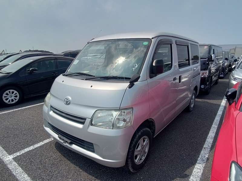 TOYOTA Liteace Van