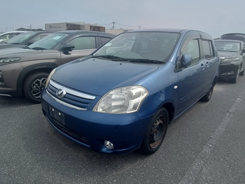 TOYOTA RAUM