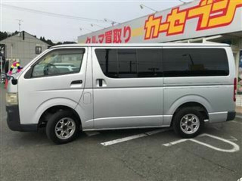 HIACE VAN