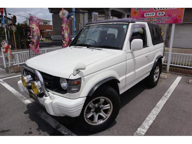 MITSUBISHI PAJERO