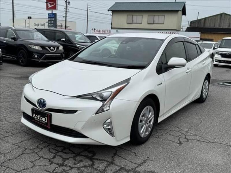 TOYOTA PRIUS