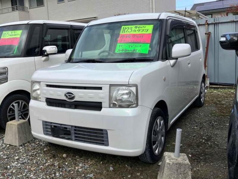 DAIHATSU MOVE CONTE