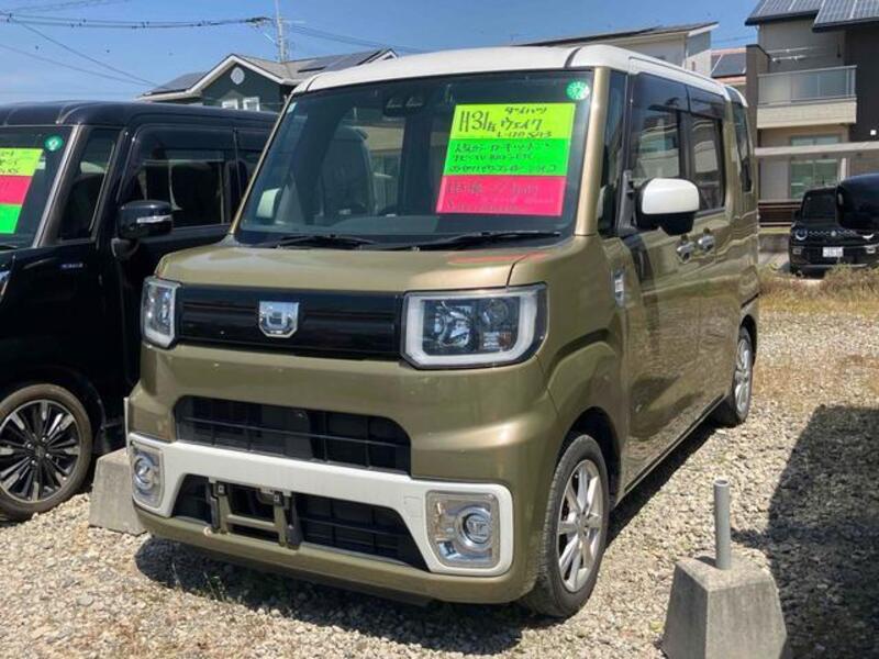 DAIHATSU WAKE
