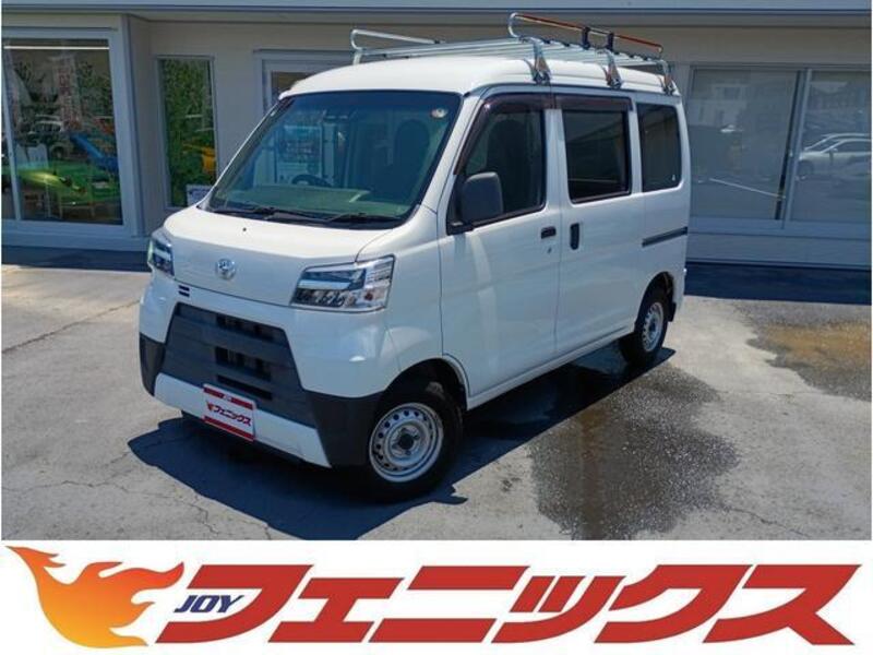TOYOTA PIXIS VAN