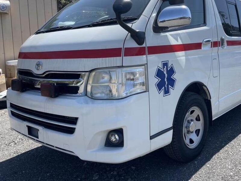 TOYOTA GRANVIA