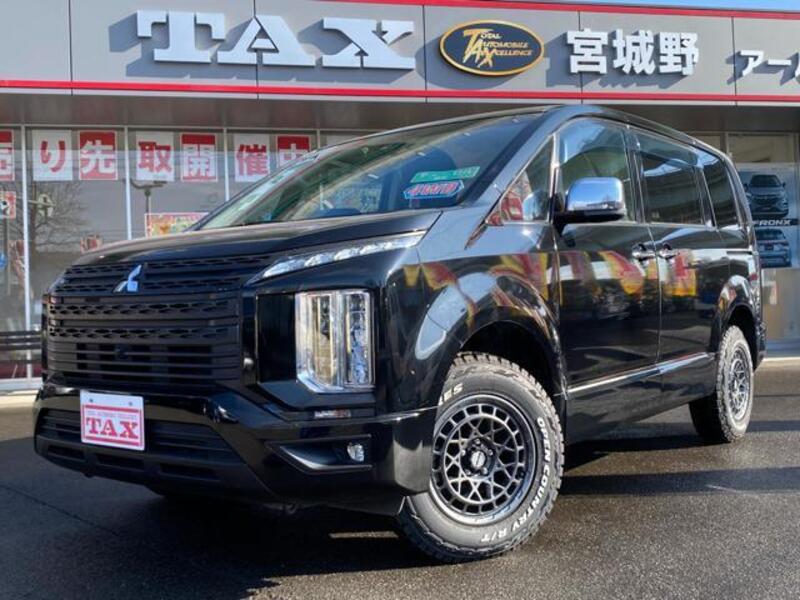 MITSUBISHI DELICA D5