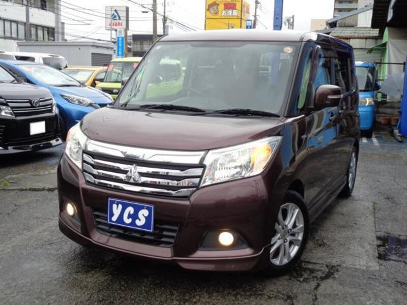 MITSUBISHI DELICA D2
