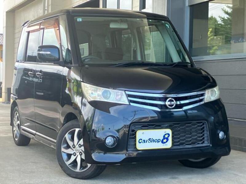 NISSAN ROOX