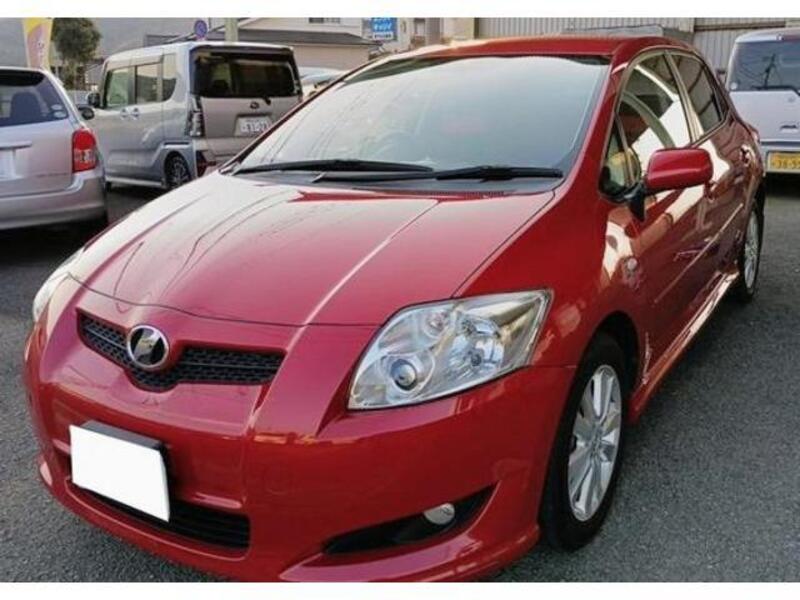TOYOTA AURIS