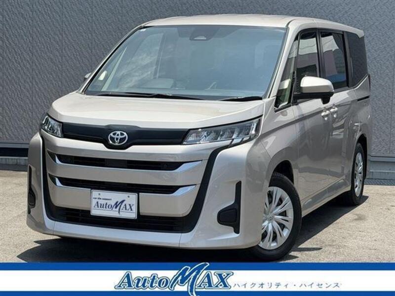 TOYOTA NOAH