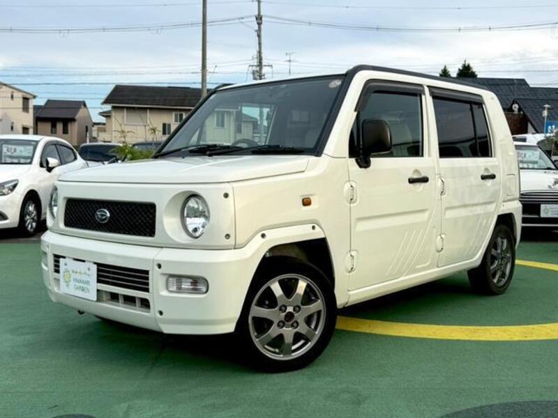 DAIHATSU NAKED