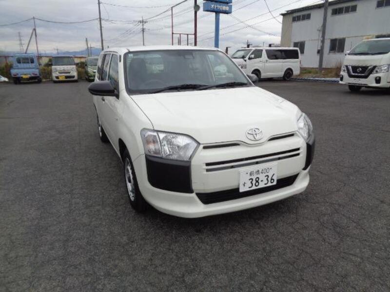 TOYOTA PROBOX VAN