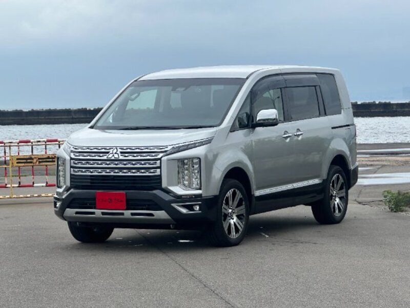 MITSUBISHI DELICA D5