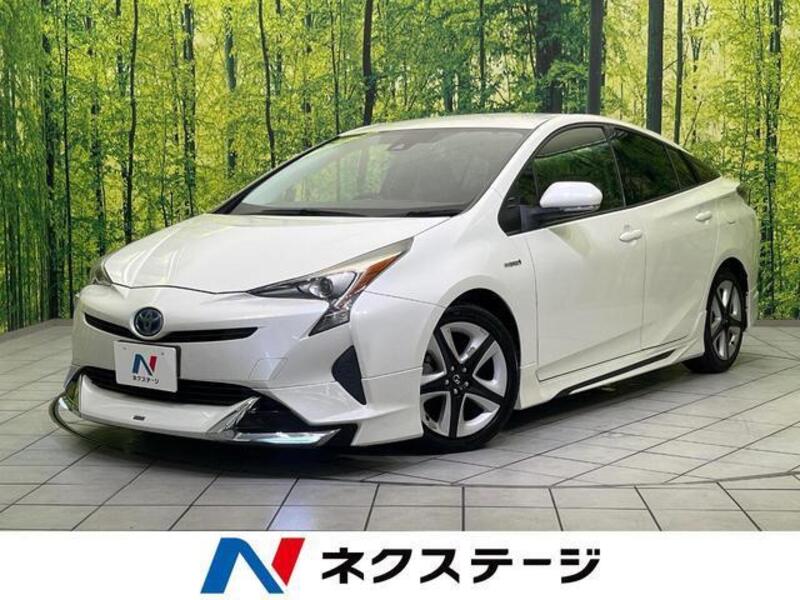 TOYOTA PRIUS