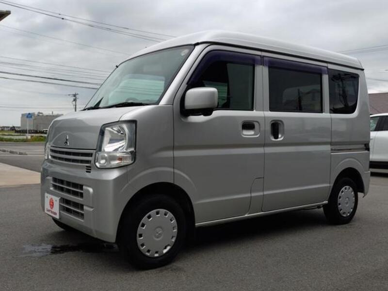 MITSUBISHI MINICAB VAN