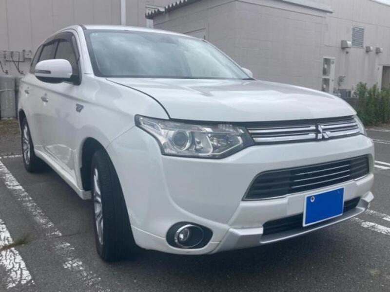 MITSUBISHI OUTLANDER PHEV
