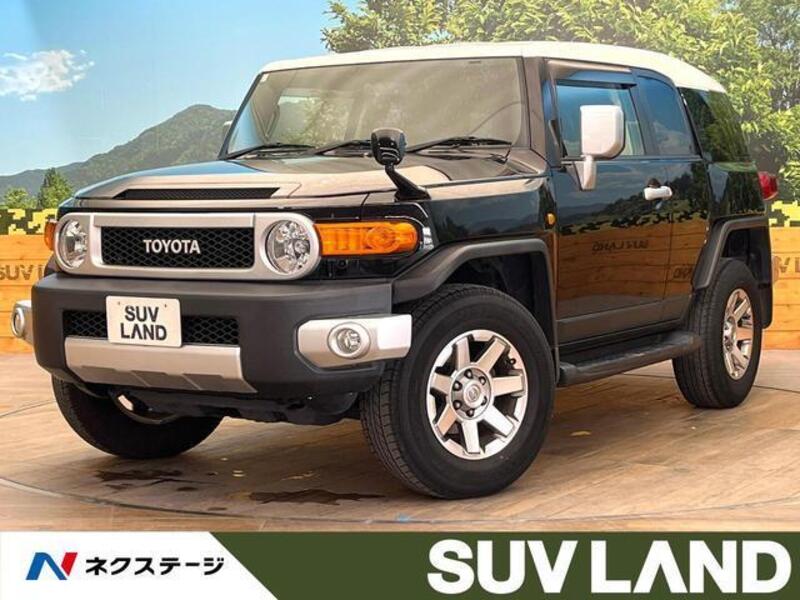 TOYOTA FJ CRUISER