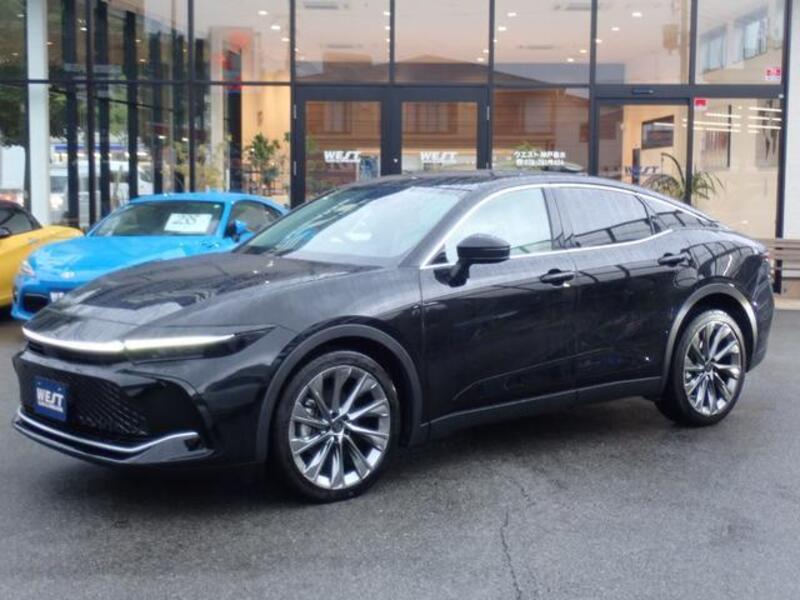 TOYOTA CROWN CROSSOVER