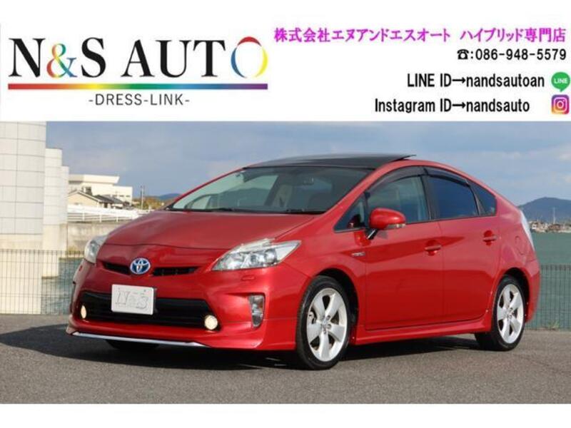 TOYOTA PRIUS