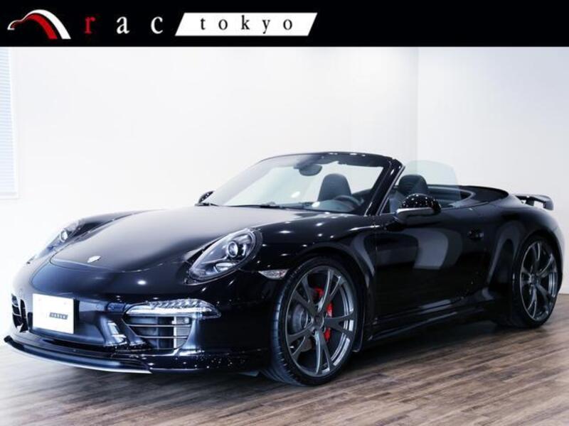 PORSCHE 911