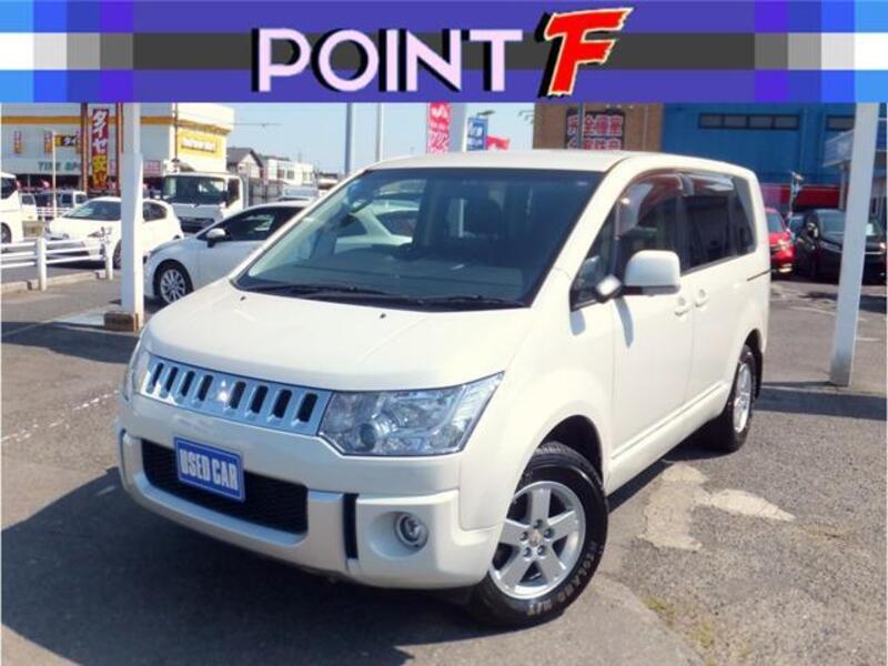 MITSUBISHI DELICA D5