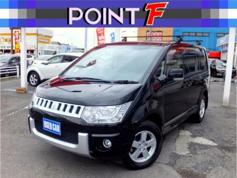 MITSUBISHI DELICA D5