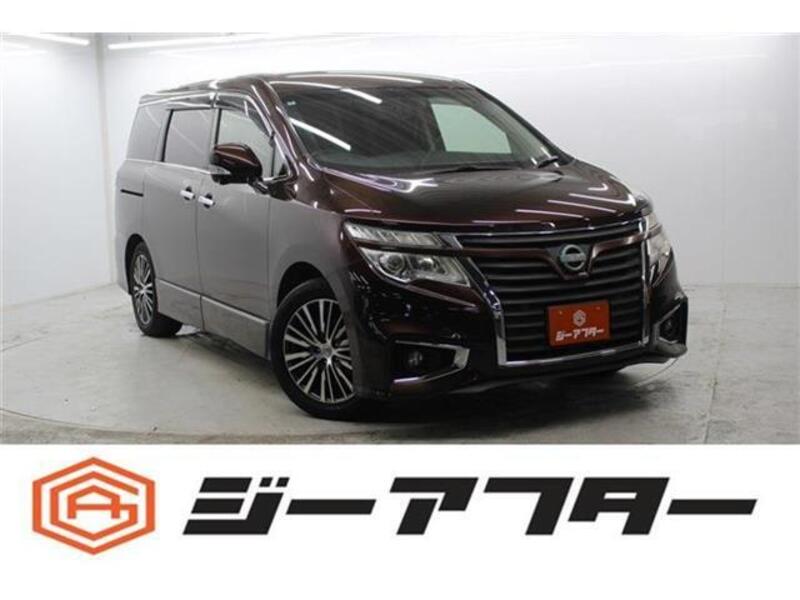 NISSAN ELGRAND