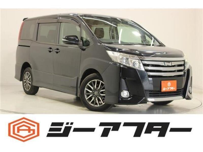 TOYOTA NOAH